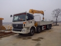 truck with crane